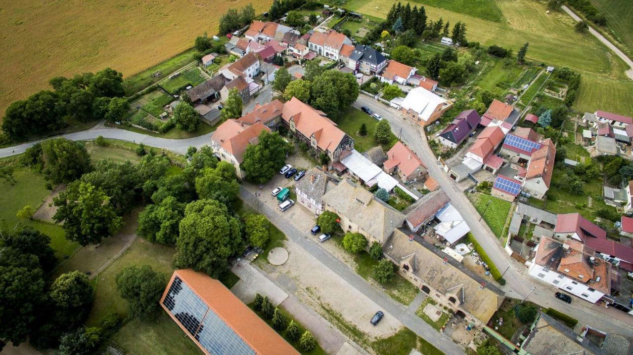 דירות An der Schmucke Gutshaus Von Bismarck מראה חיצוני תמונה